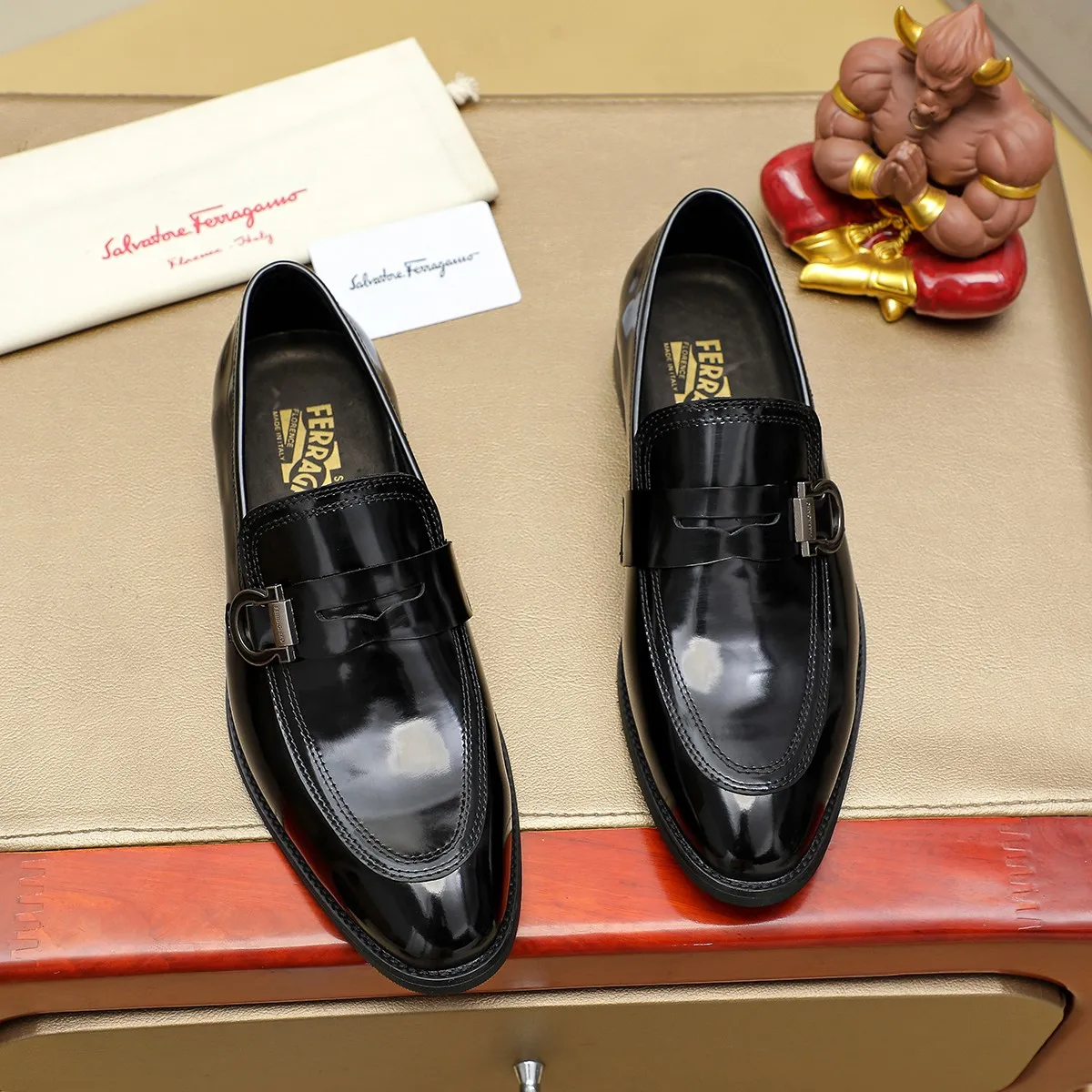 Men's shoes 💰460 Ferragamo [Ferragamo] top imported suit men's shoes 💯Original copy of the official website, product materials: selected imported embossed calfskin + luxury hardware buckle accessories ~ imported water-dyed cow 🐂 leather lining. Strong three-dimensional visual effect, original combination outsole, multiple colors available😘 Size: 39-44 (38.45.46. Customized)